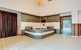 Townhouse The Madhav Sector 58 Noida Near Iskcon Temple Noida