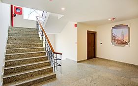 Townhouse The Madhav Sector 58 Noida Near Iskcon Temple Noida